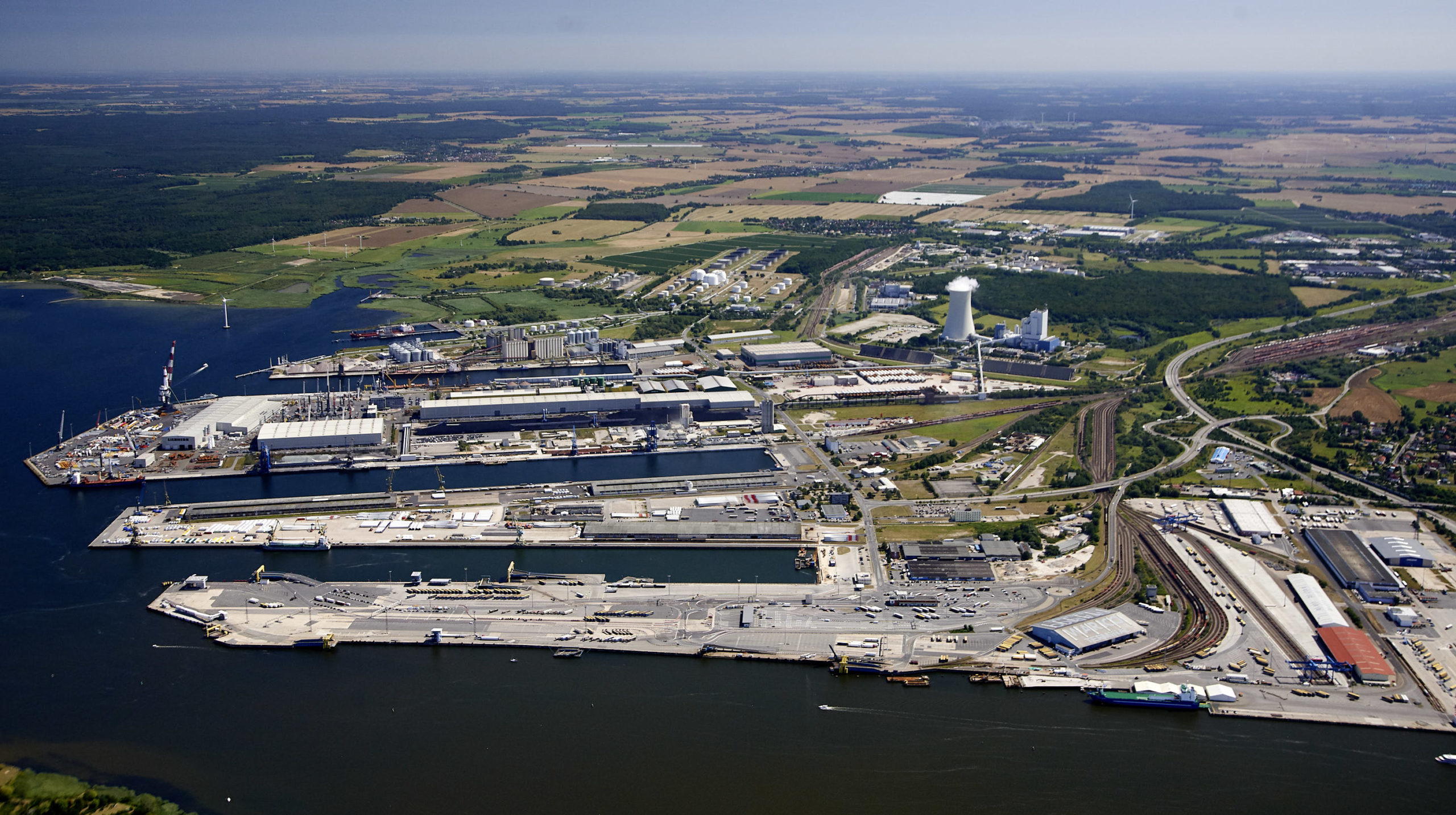 Rostock Port gewinnt Autolink Germany als Terminalbetreiber ...