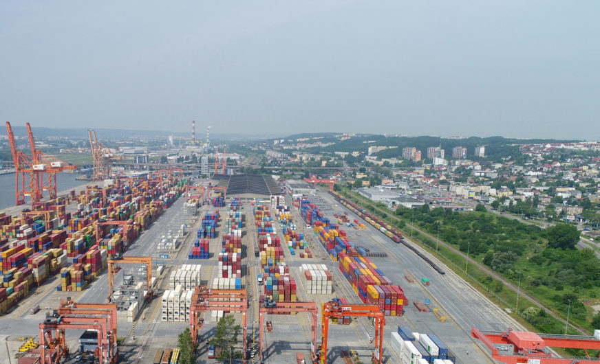 Logistiker Gebrüder Weiss hisst in Polen und Malaysia die „orange Flagge“