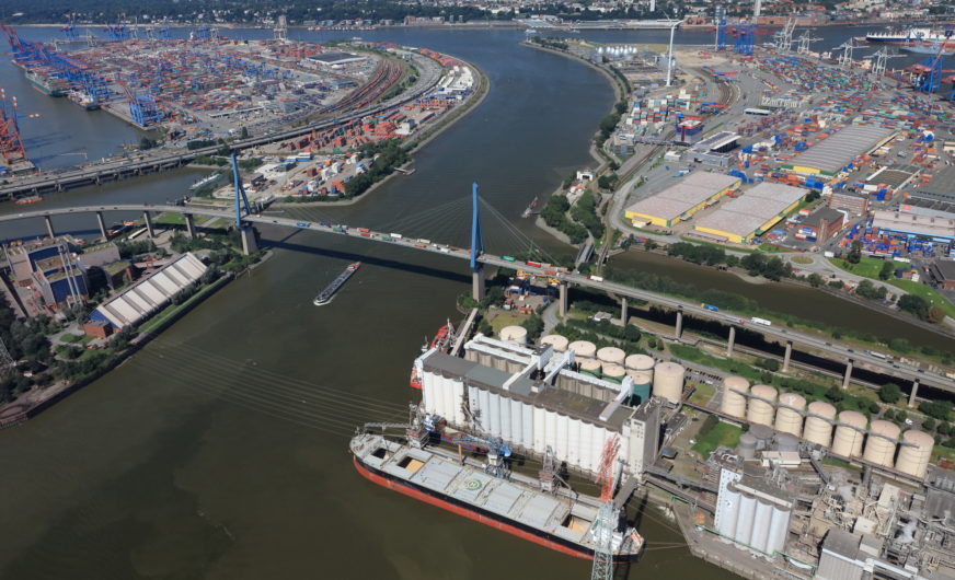BOSS soll den Hafen Hamburg im Wettbewerb stärken