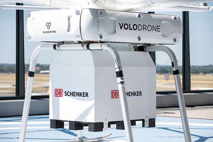 DB Schenker und Volocopter entwickeln Schwerlastdrohne