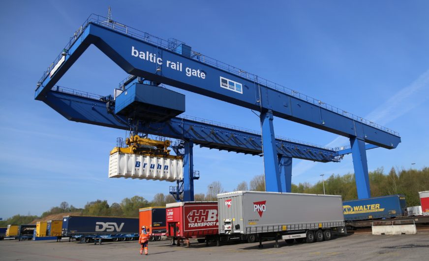 Am Baltic Rail Gate vibrieren die Schienen