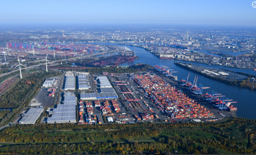 Hafen Hamburg: Plus bei den Megamax-Containerschiffen