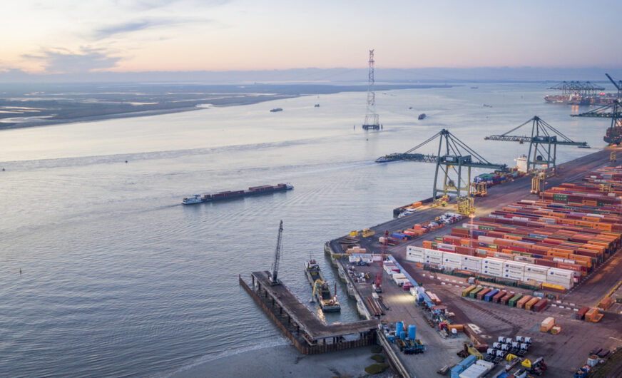 Hafen Antwerpen-Brügge empfiehlt sich für Ungarn