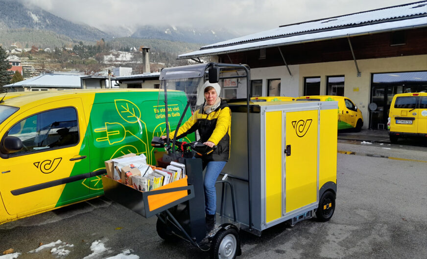Innsbruck: Fünf CargoScooter für die Citylogistik der Post