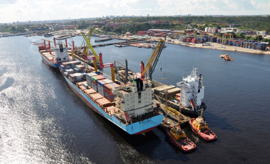 Mega-Kräne für den größten Binnenhafen am Amazonas
