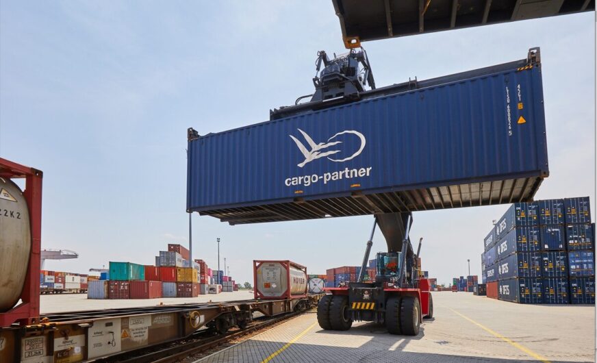Asien-Europa im Landverkehr: Ein Fall für cargo-partner