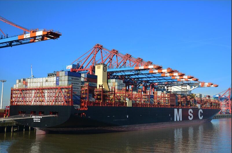 Hamburg: Landstrom für die MSC-Containerschiffe