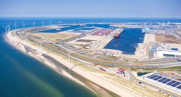 Mehr Containerumschlag im Rotterdamer Hafen