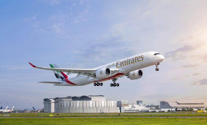 Erster Airbus A350 an Emirates ausgeliefert