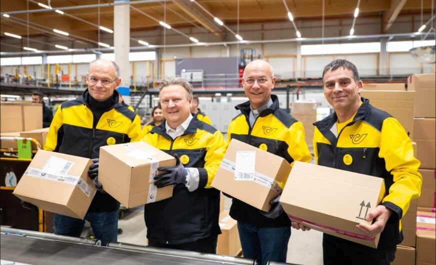 Michael Ludwig und Toni Faber im Dienst der Post