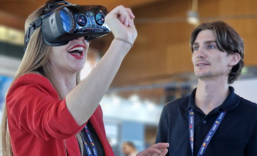 Großauftrag aus den USA für Axis Flight Training Systems