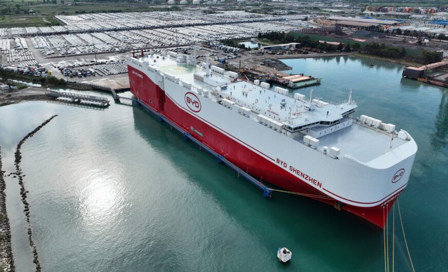 Mega-RoRo-Schiff von BYD gastiert in Koper