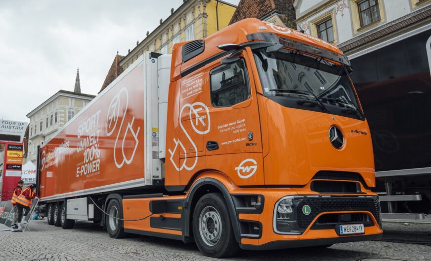 Bald 12 E-Lkw beim Logistiker Gebrüder Weiss