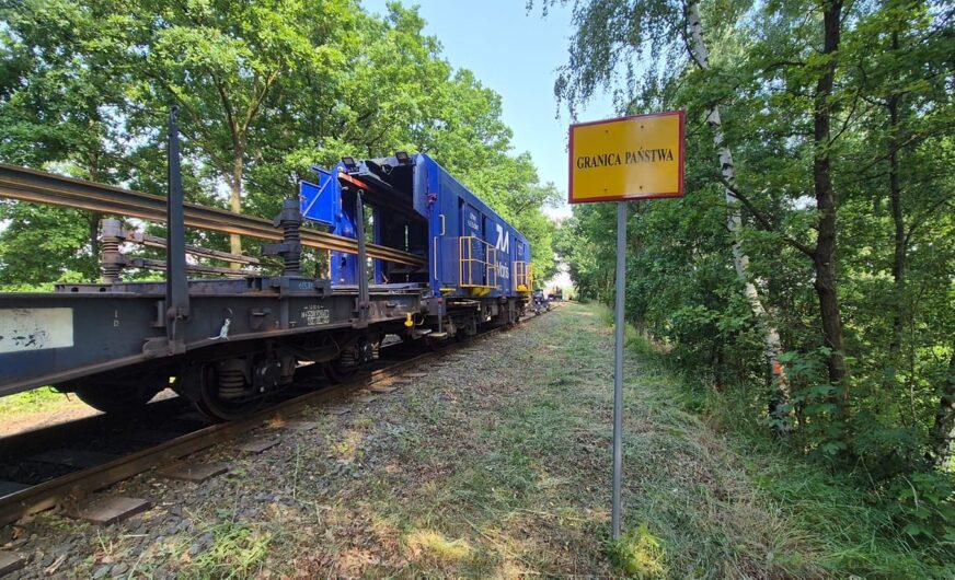DB Cargo Polska transportiert 120 Meter lange Schienen