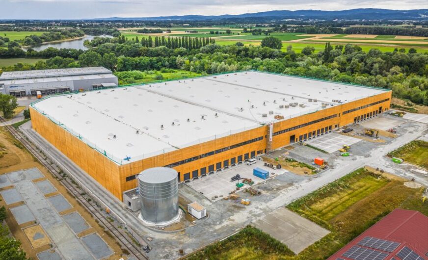 4.400 Kubikmeter Holz für Logistikzentrum an der Donau