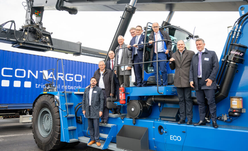 Hafen Straubing-Sand jetzt mit eigenem KV-Terminal