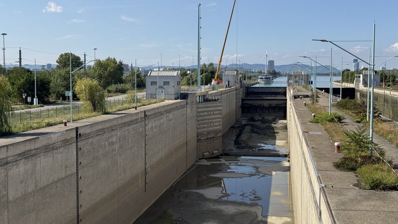 Schaden am Kraftwerk Freudenau bremst Donaulogistik
