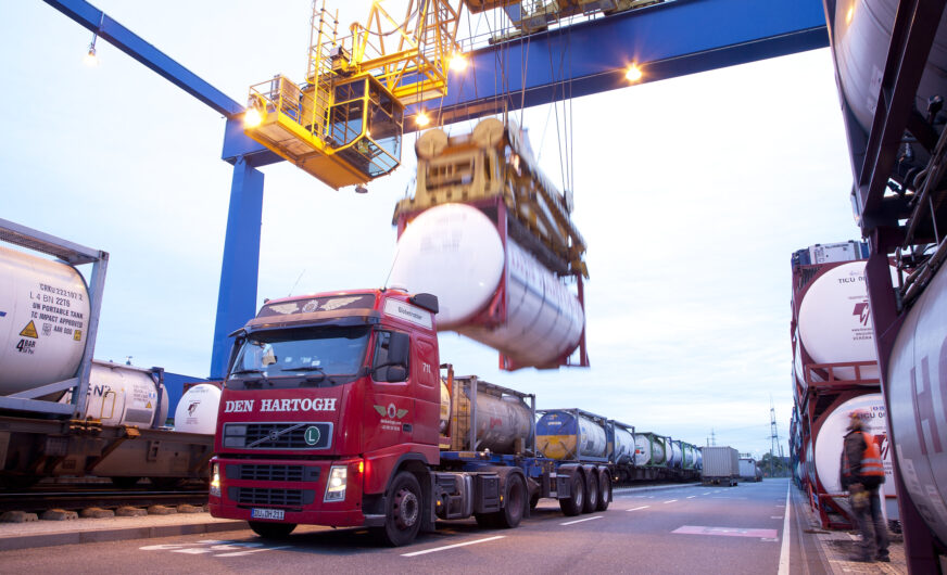 KI optimiert Zugbeladung im intermodalen Verkehr