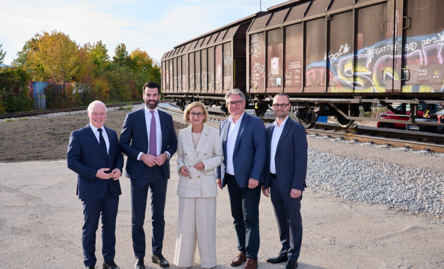 IZ NÖ-Süd ist jetzt voll auf Schiene