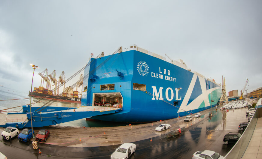 10 Jahre Mitsui OSK Lines und Mercedes-Benz in Koper