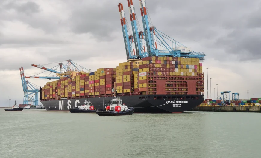 MSC stellt im Hafen Zeebrugge einen neuen Tiefen-Rekord auf