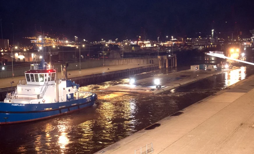 Erstes Element für den Wesertunnel in Bremen