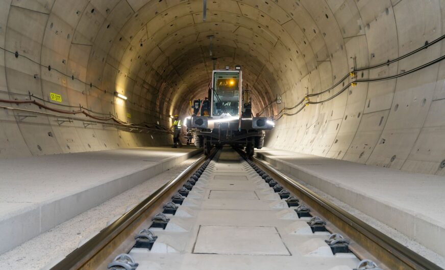 Mehr als 20.000 Gleistragplatten für die Koralmbahn