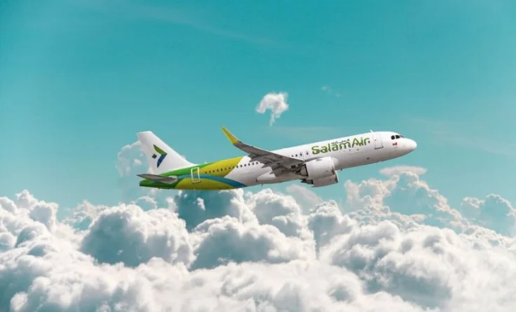 SalamAir im Anflug auf den Flughafen Wien