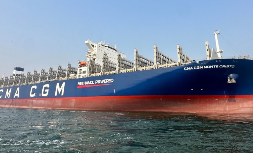 Neues Methanol-Schiff kreuzt zwischen Asien und Europa