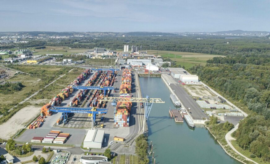 Mehr Schiffe, aber weniger Umschlag im Ennshafen