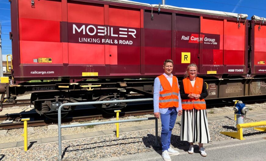 ÖBB Rail Cargo Group: Neue Lokomotiven und Autotransportwagen