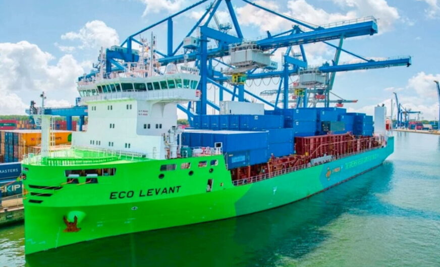 Erste Ethanol-Betankung im Rotterdamer Hafen