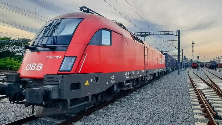 RCG und Transfera starten neuen intermodalen Service