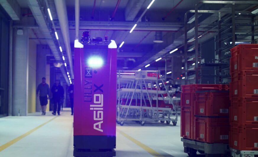 Bei der Dehn SE sorgen 21 AMRs für autonome Intralogistik