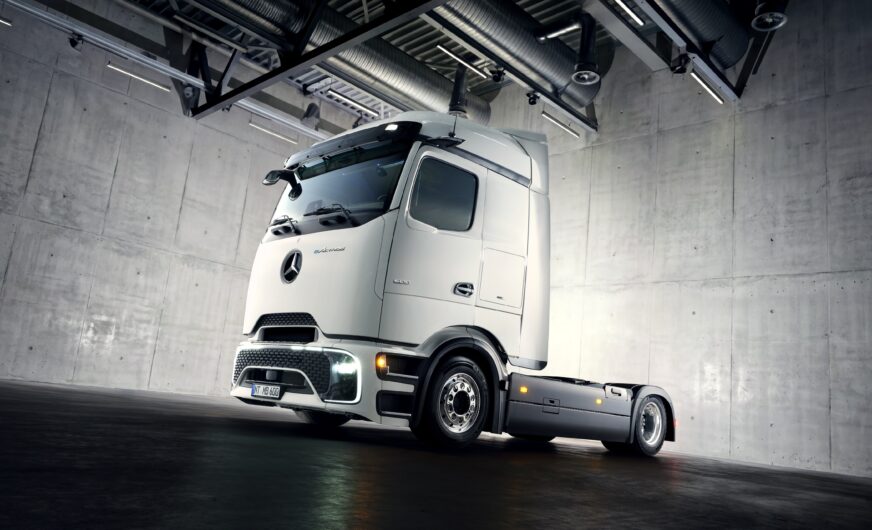 Bald kommt der eActros in einer Lowliner-Variante