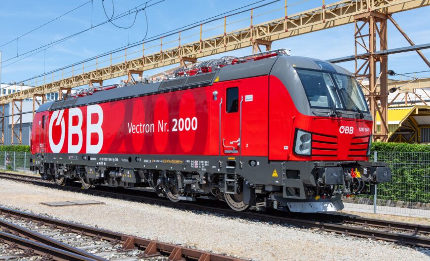 Erfolgsstory: 2.000. Vectron fährt in den ÖBB-Farben