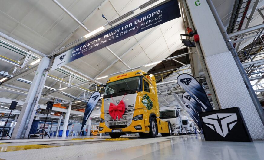 Erste SuperPanther für DHL, Gress, Temmel und Lontex