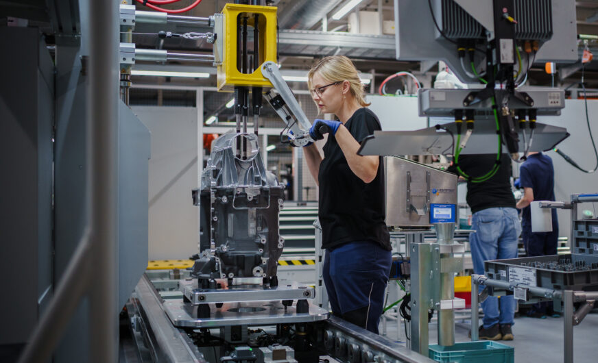 BMW Group Werk Steyr steigert E-Motoren-Produktion