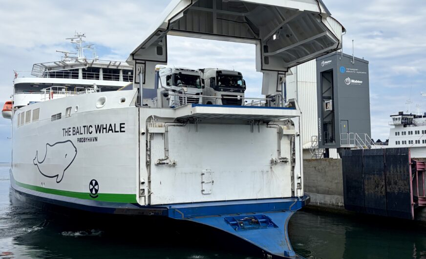 Landstromanschluss für Scandlines im Hafen Puttgarden