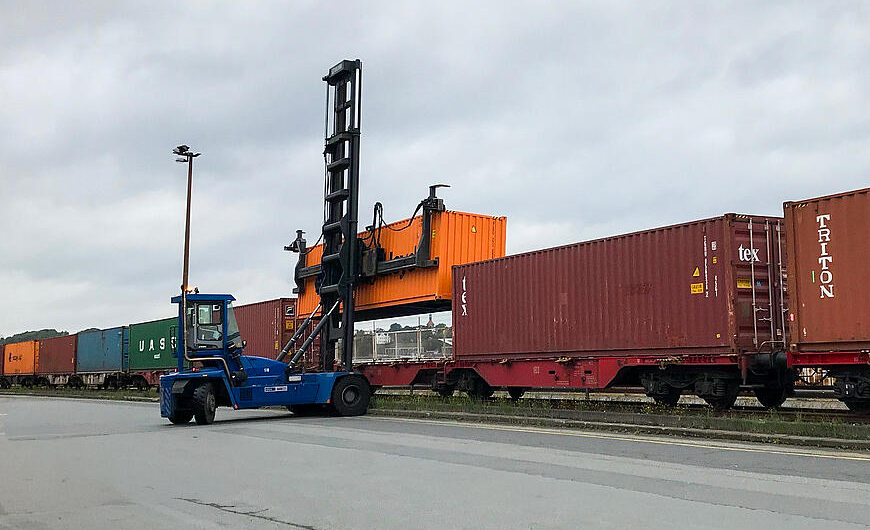 HCCR baut Schienentransporte nach Österreich aus