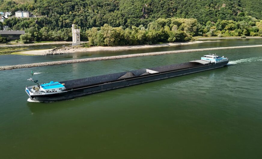 Transporte per Binnenschiff stehen auf der Kippe