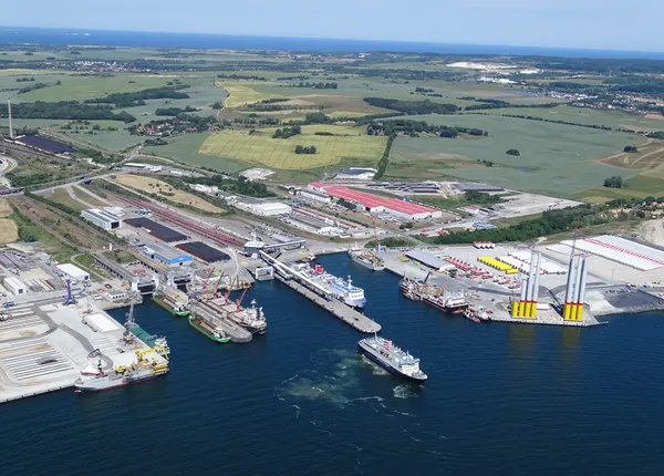 Erfolg mit exponierter Lage: 40 Jahre Mukran Port